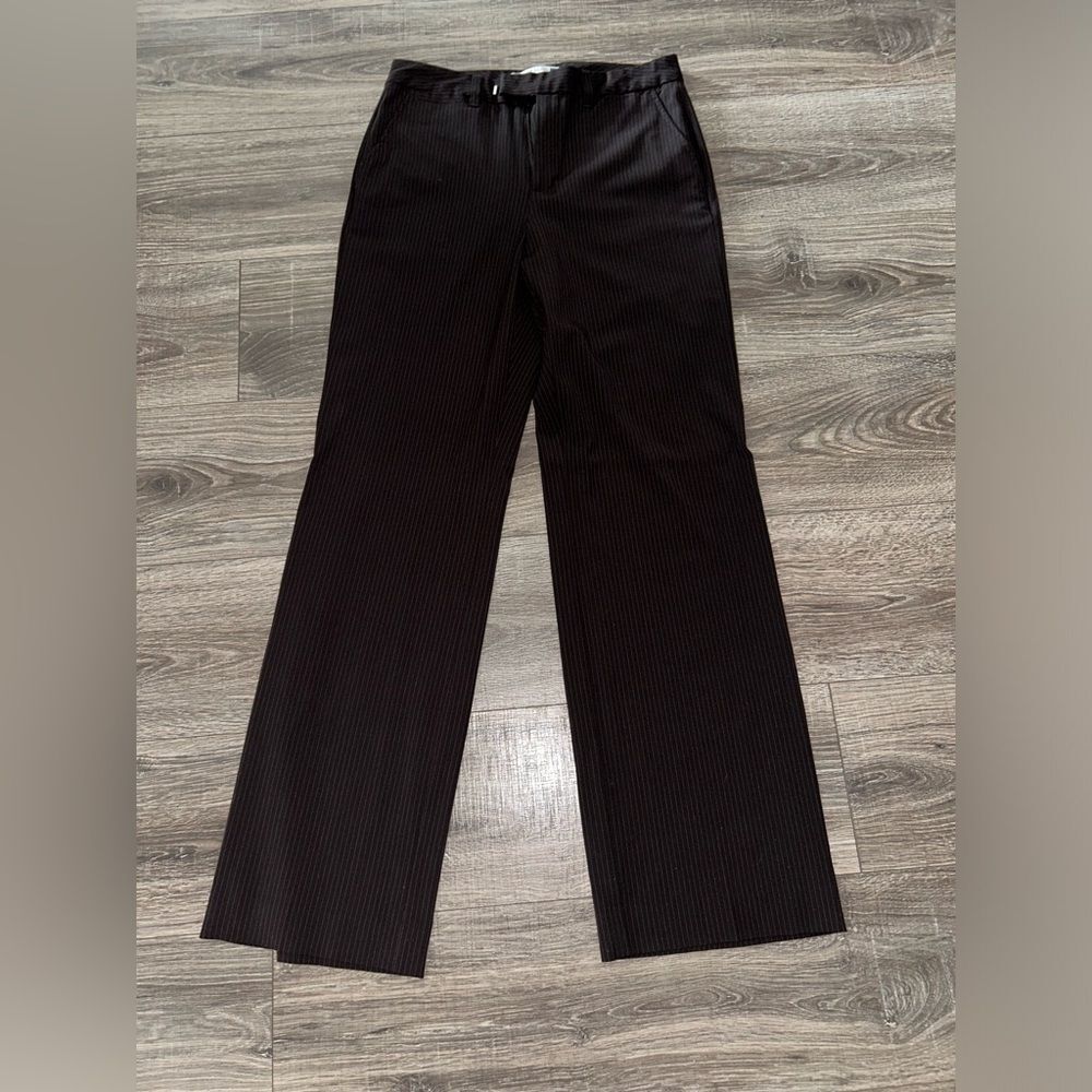 Old Navy Brand women’s slacks size 8 stretch waist 14”length 42”, inseam32brown